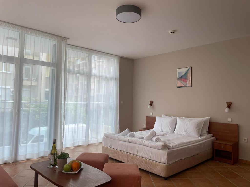 Hotel ECO Palace