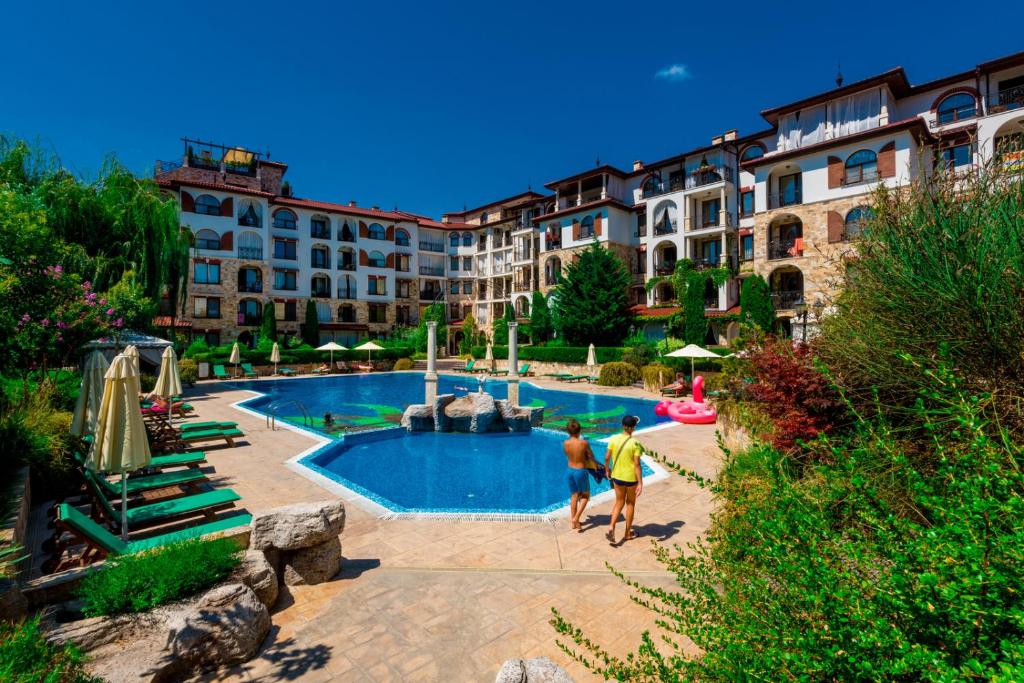 Esteban VIP Residence Club
