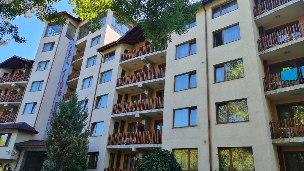 Suite Roma 2 at Spa Club Bor