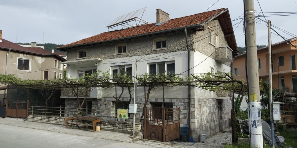 Стаи за гости ВЪРБАНИ