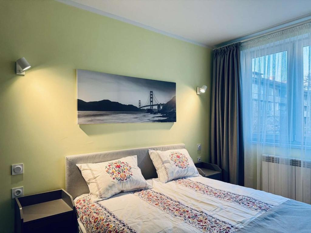 Unique flat with balcony in the heart of the city